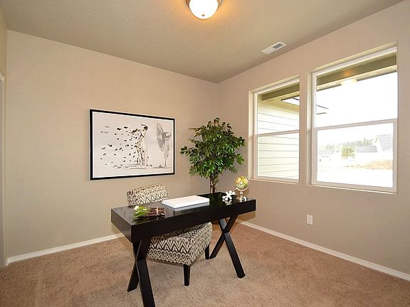 3rd image of 4709 Coyote Creek Ln
