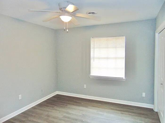 5958 Lake Trace Cir — Photo 6