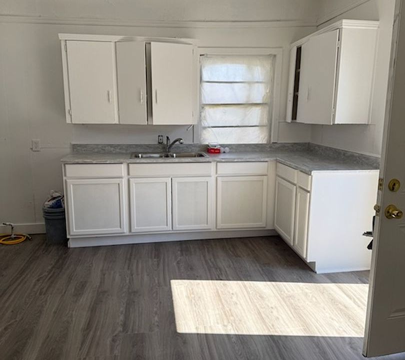 1st image of 814 N Choctaw Ave