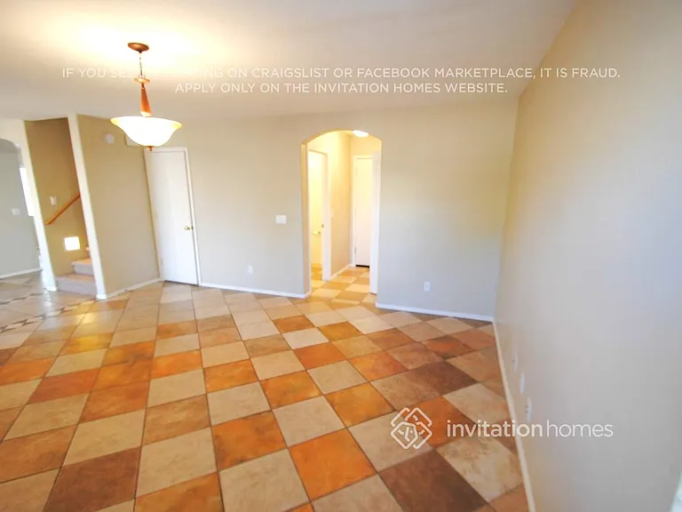 6040 W Wood St — Photo 4