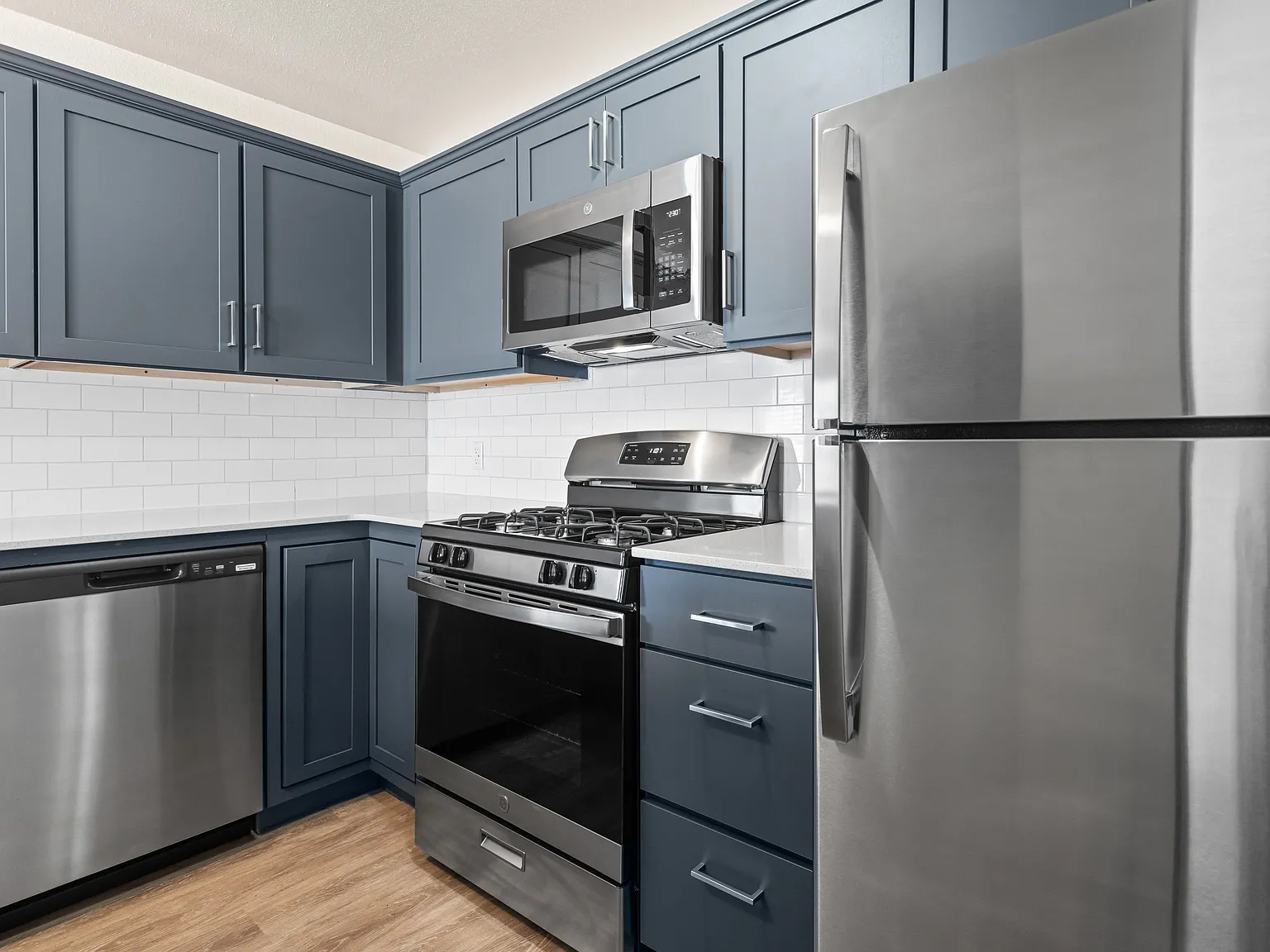 Meadow Springs Apartments — Photo 3