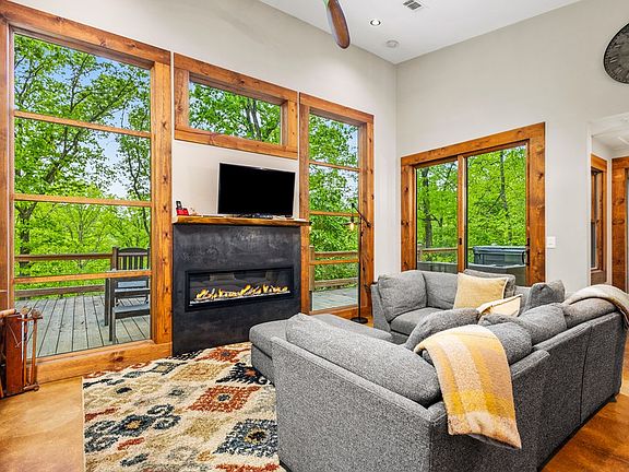5th image of 2745 Galloway Rd