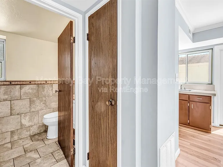 3137 Seacrest Ave #12 — Photo 22
