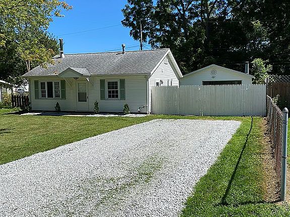 Fresh stone on driveway
