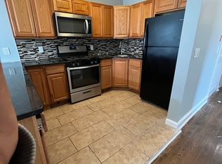 93 Grant Ave #1, Jersey City, NJ 07305