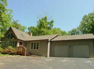 230 Rollingwood Ct, Troutville, VA 24175