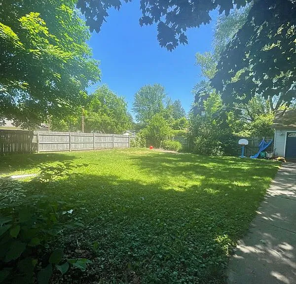528 Lindbergh Ave — Photo 19