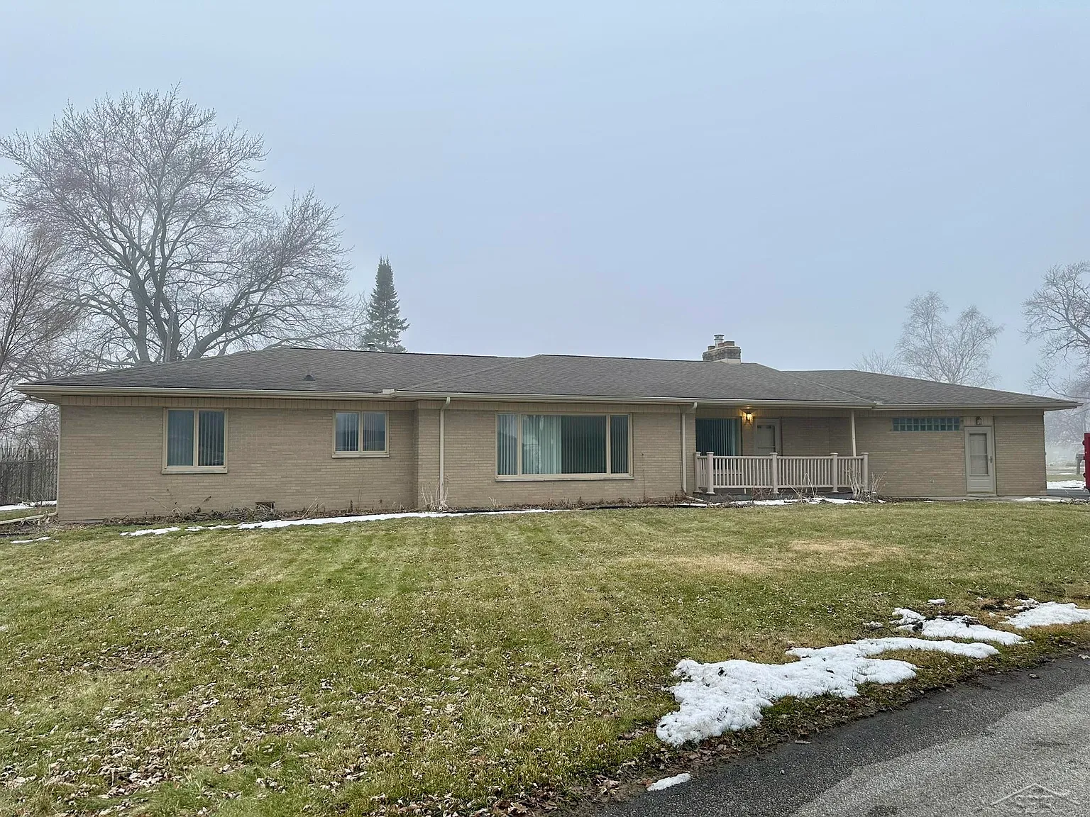 76 Cedar Dr photo 1