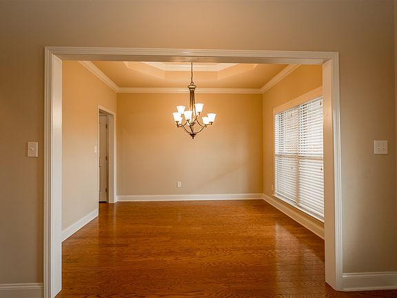 5th image of 8313 Anslee Way NW