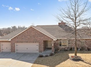 614 Liberty Rd, Smithville, MO 64089