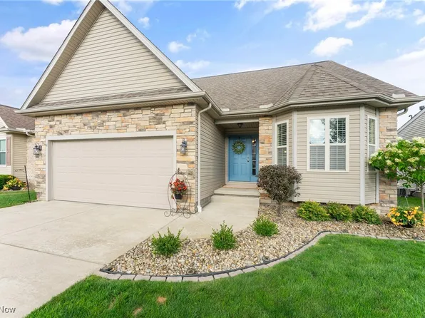 279 Potters Cir, Girard, OH 44420