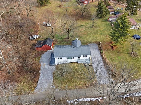 5th image of 190 Miller Ln