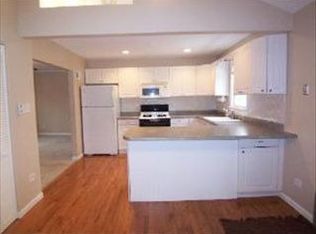 36434 N Wildwood Dr, Lake Villa, IL 60046