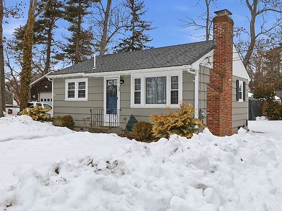 2nd image of 15 14th Ave