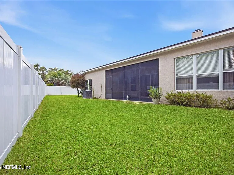 10642 Roundwood Glen Ct — Photo 29