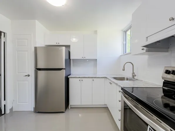 Eastmount Apartments