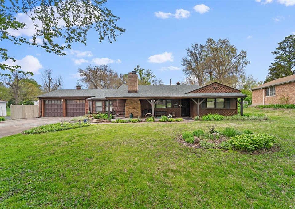 1st image of 8133 Gardner Ln