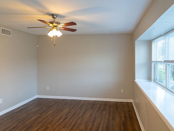 5th image of 8300 Oakhaven Rd