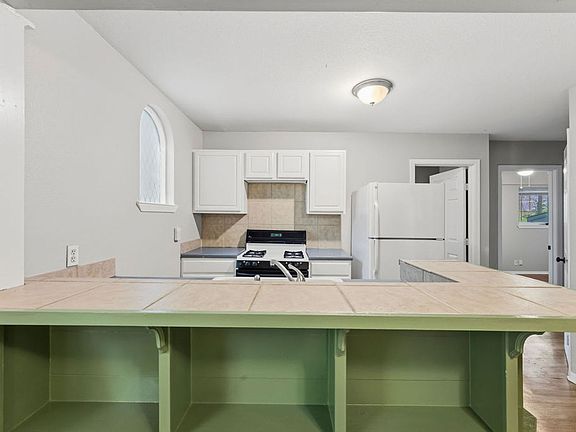 2nd image of 2712 Whitis Ave APT B