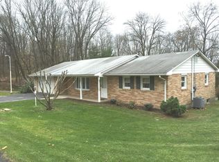 1136 Hillside Ave, Saylorsburg, PA 18353