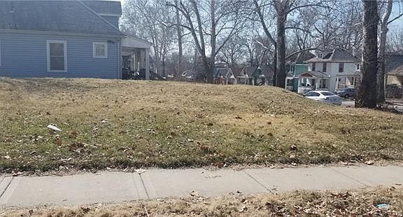 3rd image of 4101 Forest Ave