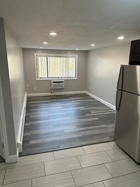 1 bed, 625 sqft, $1,850 — Photo 3