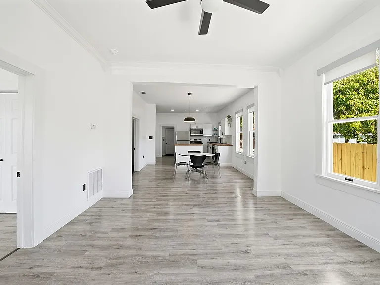 1024 E 19th Ave — Photo 30