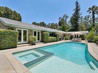 3843 Hayvenhurst Ave, Encino, CA 91436