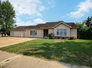 2012 Stony Hurst Bnd, Huntington, IN 46750