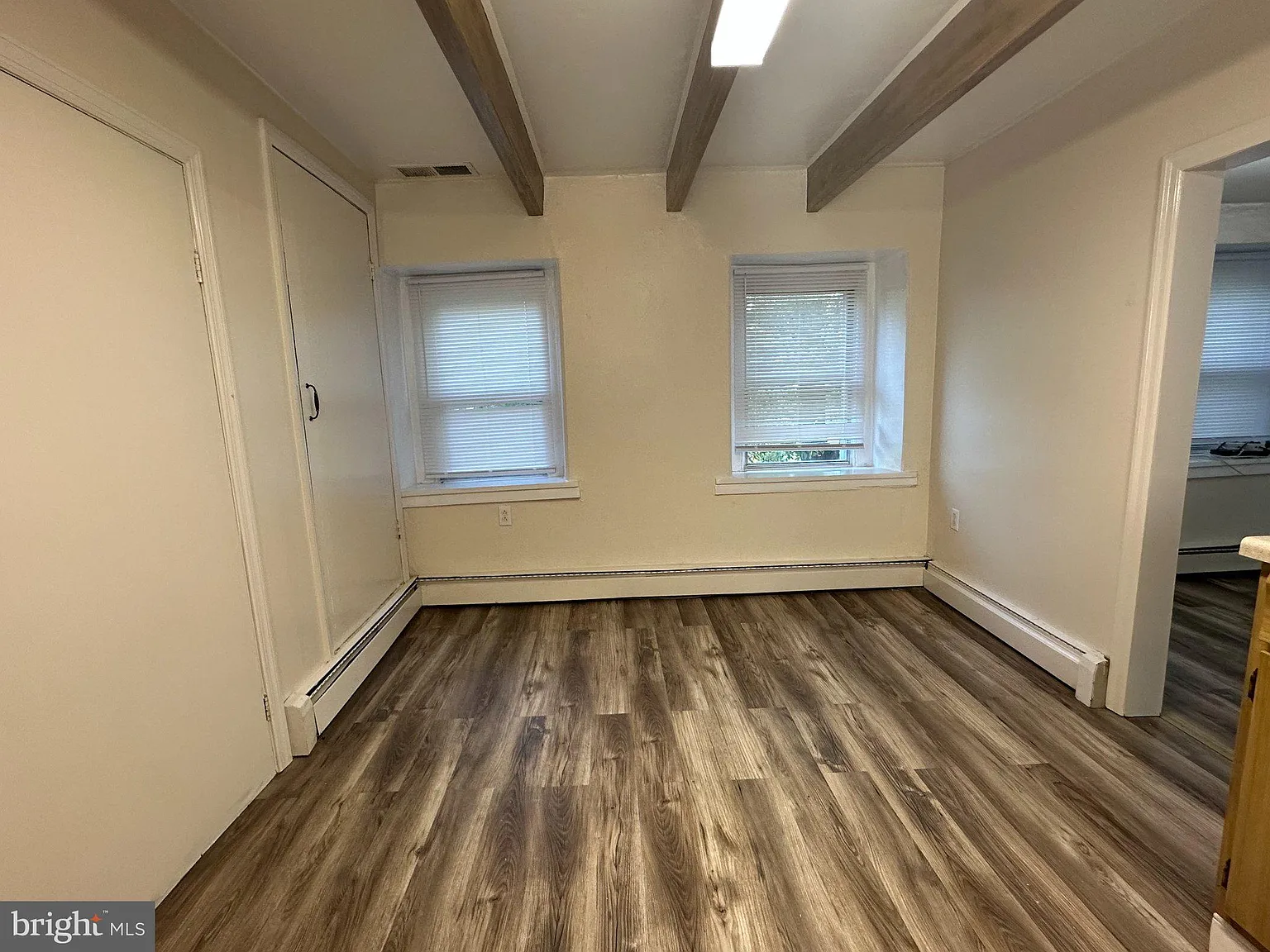 2 bed, 1.0 bath, 1119 sqft, $1,750 — Photo 3