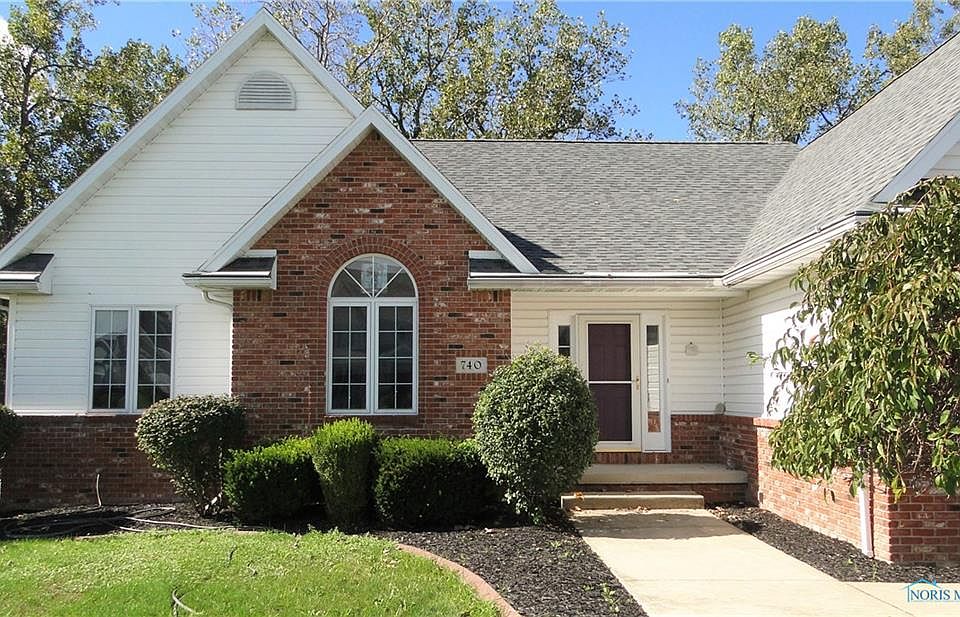 1st image of 740 Creekside Dr