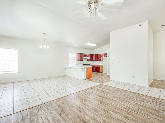 5th image of 2274 S Eddy Ave