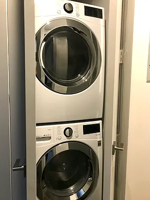 Rented by Nooklyn NYC LLC | media 28