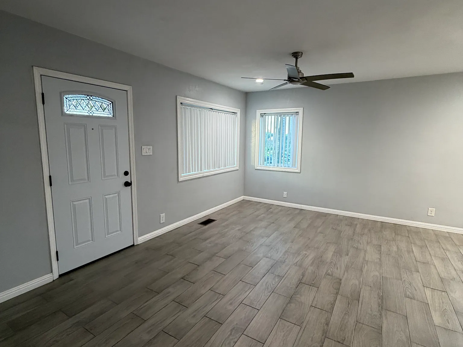 E El Norte Pkwy, Escondido — Photo 2