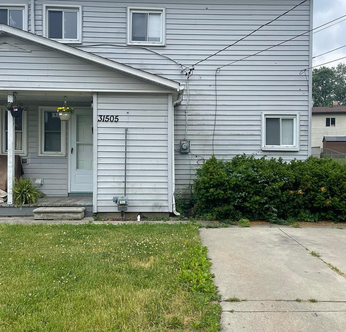 31505 Alpena Ct, Westland, MI 48186 Zillow