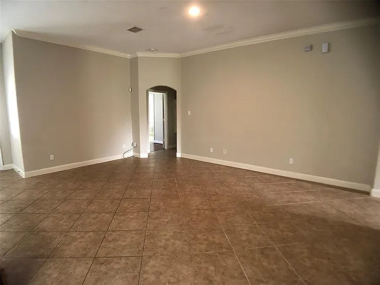 6510 Ashland Terrace Ln — Photo 9