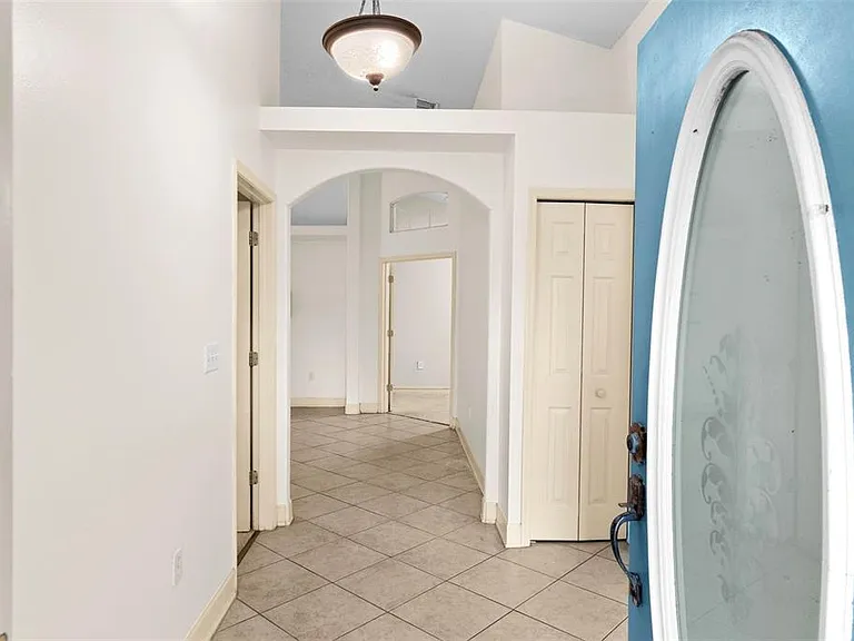 212 Bent Oak Loop — Photo 3