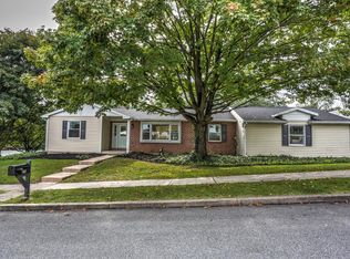 378 Sunrise Blvd, Elizabethtown, PA 17022