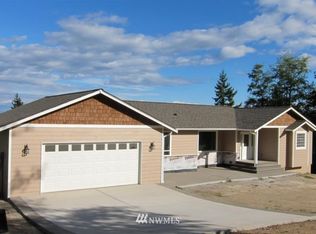 560 Sherwood Rd, Allyn, WA 98524