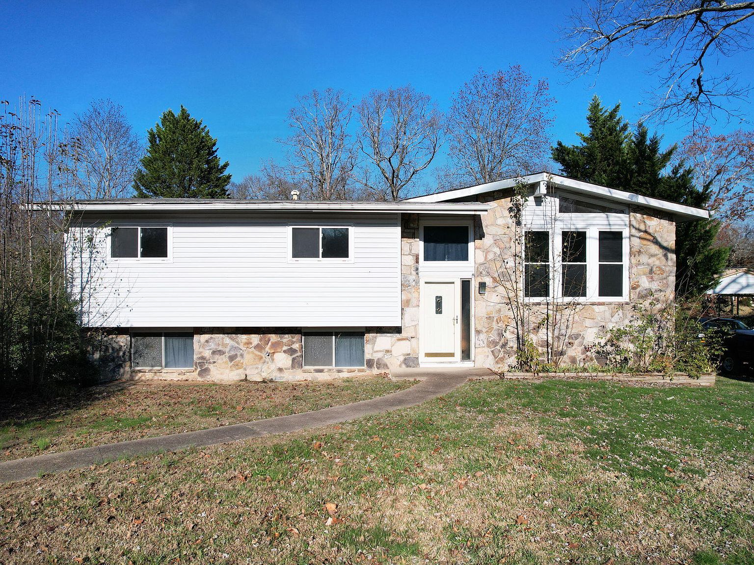 607 Mountain Wood Dr, Hixson, TN 37343 | Zillow