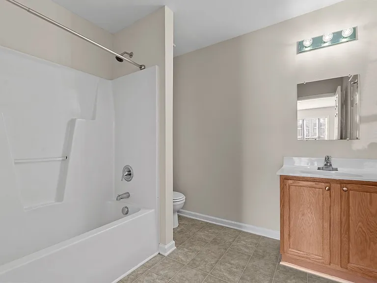 408 Anna St — Photo 8