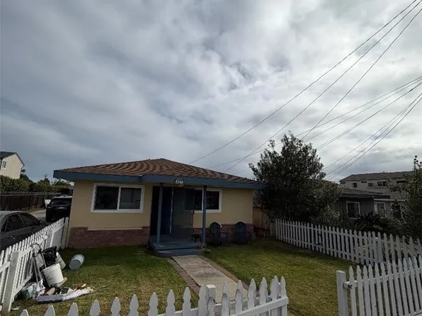 427 Hamilton St, Costa Mesa, CA 92627