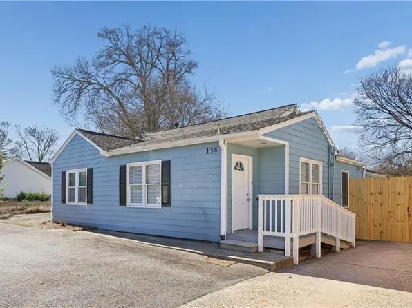134 South Ave SE, Marietta, GA 30060
