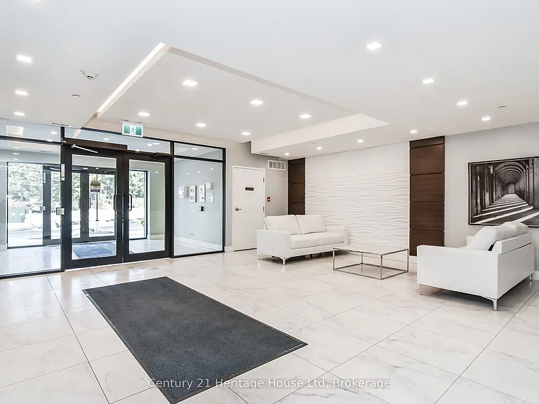 1280 Gordon St #305 — Photo 11