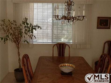 4th image of 10656 Park View Cir #1