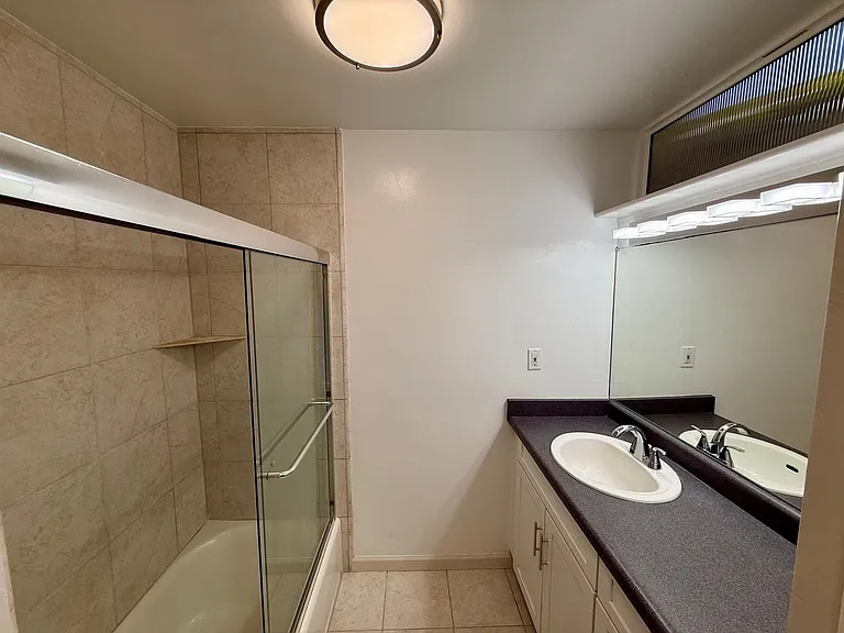 30 Andrew Dr #121 — Photo 13