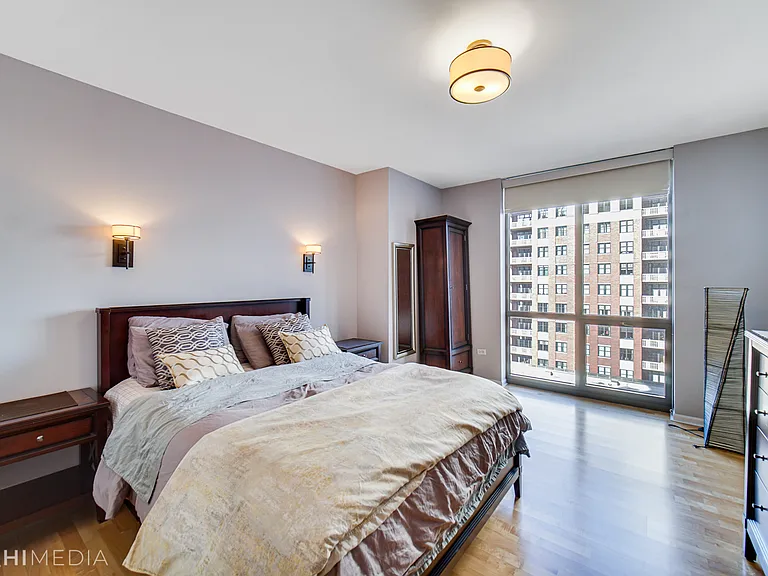 635 N Dearborn St #1105 — Photo 14