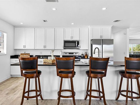 5th image of 5448 Leeward Ln