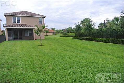 4th image of 11148 Yellow Poplar Dr