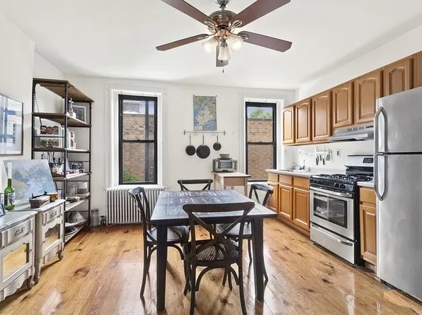 459 7th Avenue image 1 of 29